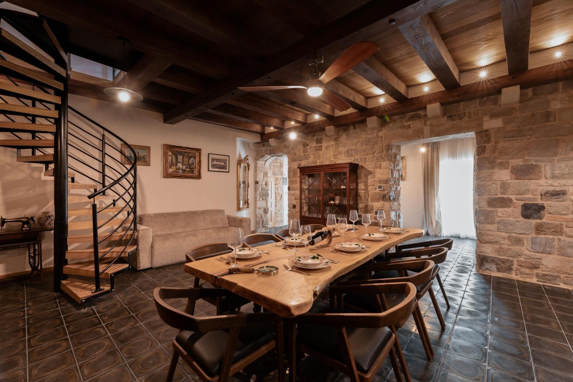 Stefi Villa Postira